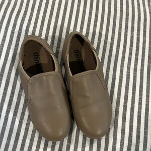 Girls danshuz tap shoes, 11